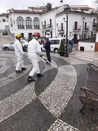 22/03/2020 Tareas de desinfección en pueblos de Huelva durante la crisis del coronavirus Covid-19..
La Diputación de Huelva está coordinando, a través del Consorcio Provincial de Bomberos, la desinfección de zonas públicas en municipios menores de 1.000 habitantes de la provincia onubense.
POLITICA ANDALUCÍA ESPAÑA EUROPA HUELVA
DIPUTACIÓN DE HUELVA