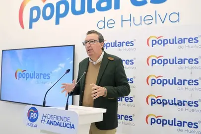 Manuel Andrés González en una rueda de prensa