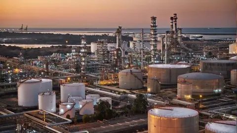 Una de las importantes industrias asentadas en Huelva