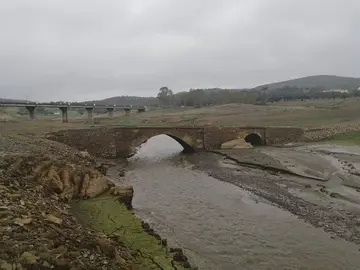 2cb745a9-c6db-48b1-abaa-ccb80871406d