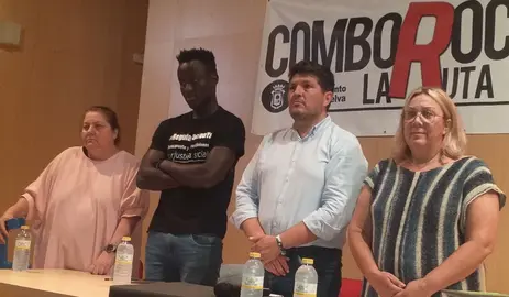 Mery Martínez, Seidou Diop, Marcos Toti y Mónica Rossi guardan minuto silencio por las víctimas en la frontera de Meilla