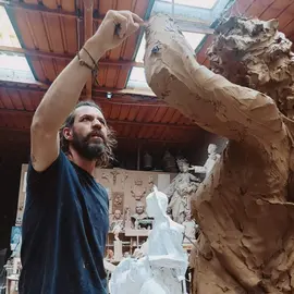 Martín Lagares en su estudio