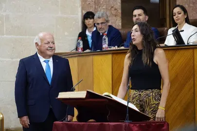 EF8E2A43-ED14-4271-8AF4-C2F11AA075C8