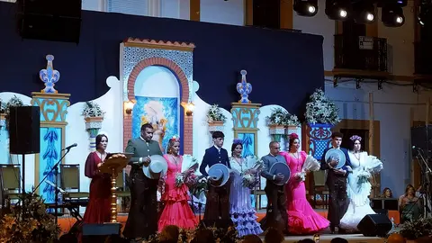 Momento central del acto de Clarines.