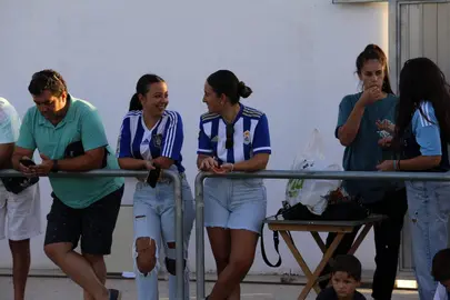 Aficionaas recreativistas anoche en Villanueva.