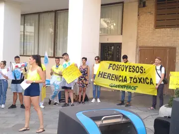 Protesta contra los fosfoyesos.