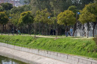 4F6B552A-D501-41BB-B786-8C67D6A35D98