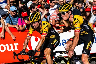 Roglic ha abandonado la Vuelta en Huelva.