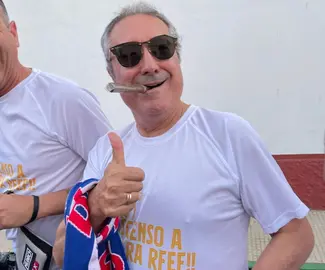 Celebrando el ascenso del Recre.