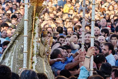 Momento de la procesión captada por el fotógrafo Alberto Parejo