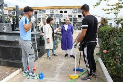 DD373BAF-7924-4B41-A460-66710ABDEB65