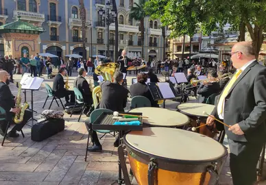 Concierto en la Plaza de las Monjas