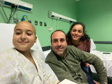 Imagen de apoyo a la familia colgada por la Hermandad