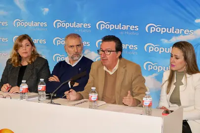 González en el acto celebrado en Isla Cristina