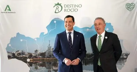 Juanma MOreno y José Manuel Soto, durante la presentación en Sevilla del proyecto