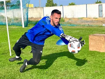 Rubén Gálvez entrenando duro con el Recre.