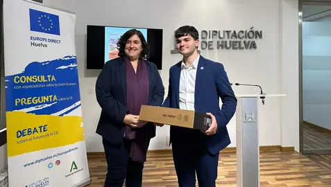 Entrega del premio a Luis Mesa