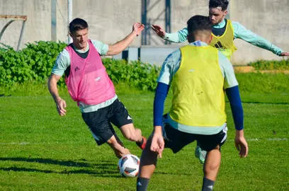 Chinchilla entrenando con el Recreativo.