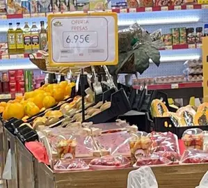 Lineal con precio de la fresa