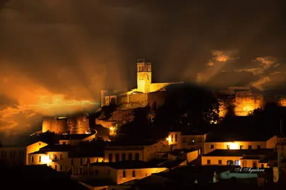 Vista de Almonaster, zona despoblada, bajo la óptica del fotógrafo Antonio Aguilera