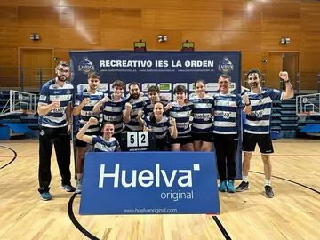 El CB IES La Orden celebra su pase a la final.