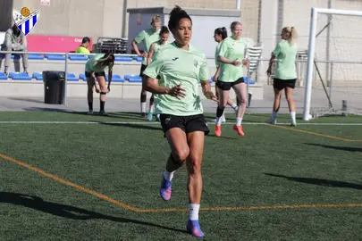 El Sporting de Huelva entrenando.