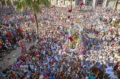 No habrá petalada en el Ayuntamiento este año debido a las obras