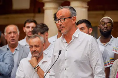 Gabriel Carrasco durante la recepción del EB en el Ayuntamiento.