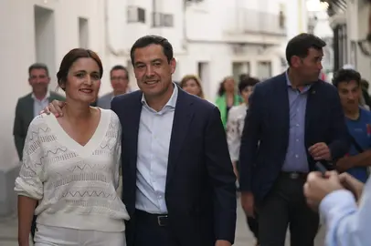 Moreno, junto a la candidata moguereña