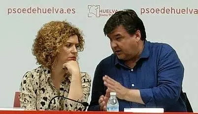Lim&oacute;n y Cruz en la reuni&oacute;n socialista