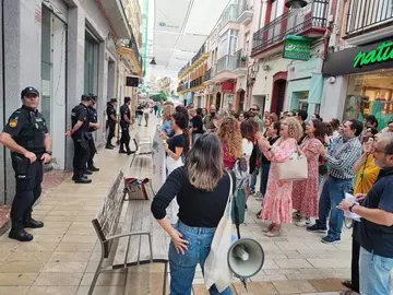 Manifestaci&oacute;n Justicia a las puertas de la Subdelegaci&oacute;n
