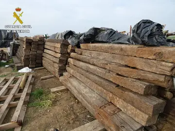 Parte del material recuperado por la Benemérita