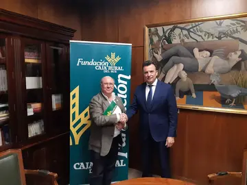 Firma del acuerdo entre Ponce y Redondo