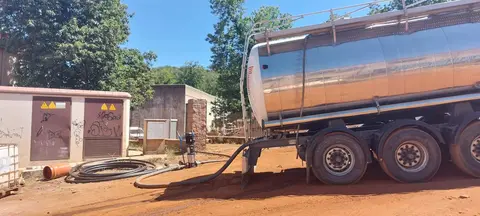 Cisterna de abastecimiento usada por Giahsa