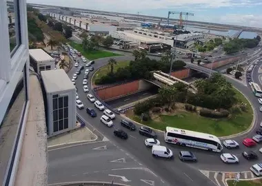 Atascos en los accesos en los primeros días de obras