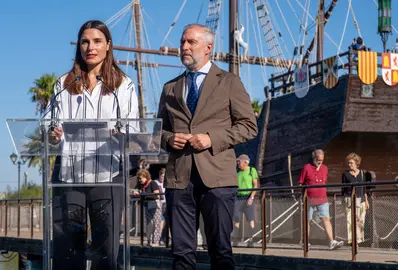 Presentación de actos en el Muelle