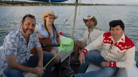 Gran elenco del proyecto Po fav&oacute;