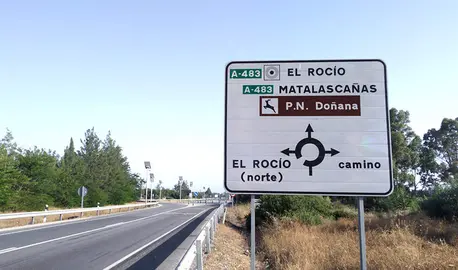 Cruce de la A-483 en El Roc&iacute;o