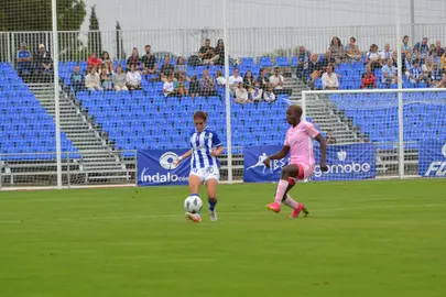 Paula Romero en el Sporting-Mari.