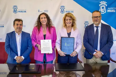 Firma del convenio Junta y Ayuntamiento