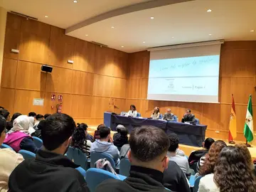 4e75a300-7797-4f13-a057-9b6573b9e697