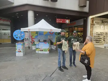 La campa&ntilde;a en el Carrefour y Holea