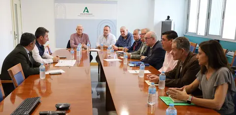 Reunión con la Junta del sector agrícola