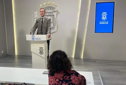 Paco Mu&ntilde;oz, en rueda de prensa