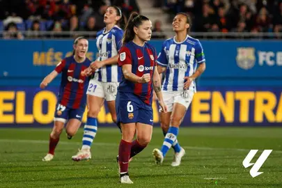 Lance del duelo entre el Barça y el Sporting de Huelva.