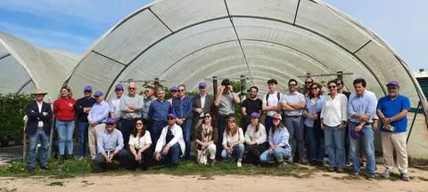 Integrantes del Grupo de la Fresa, en Portugal
