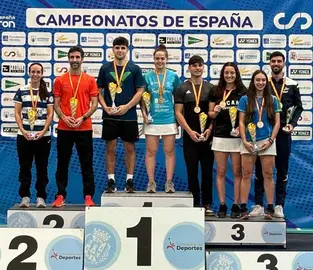 Haideé Ojeda y Pablo Abián en el segundo cajón del podio.