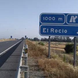 Trazado de la carretera por El Rocío