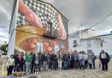 Inauguración del mural en La Nava