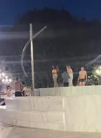 b9888b1c-3025-4d73-9ba1-646eb6940807